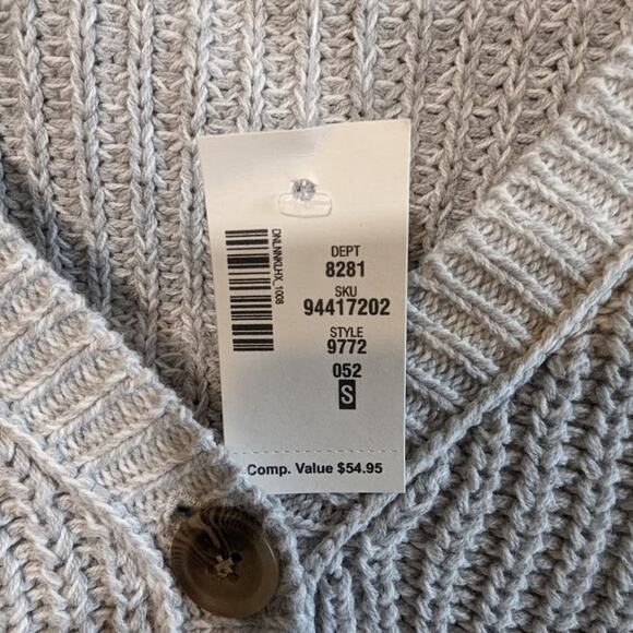 NWT AEROPOSTALE Women’s Shaker Cardigan Small – Light Gray Long Sleeve Button Up - Picture 2 of 4